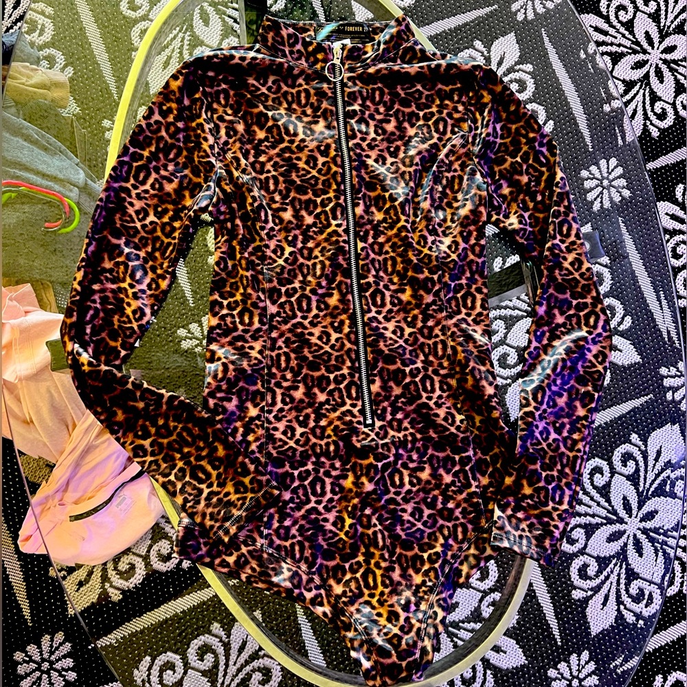 Fredericks of Hollywood Collab with forever21 leopard bodysuit front zipper